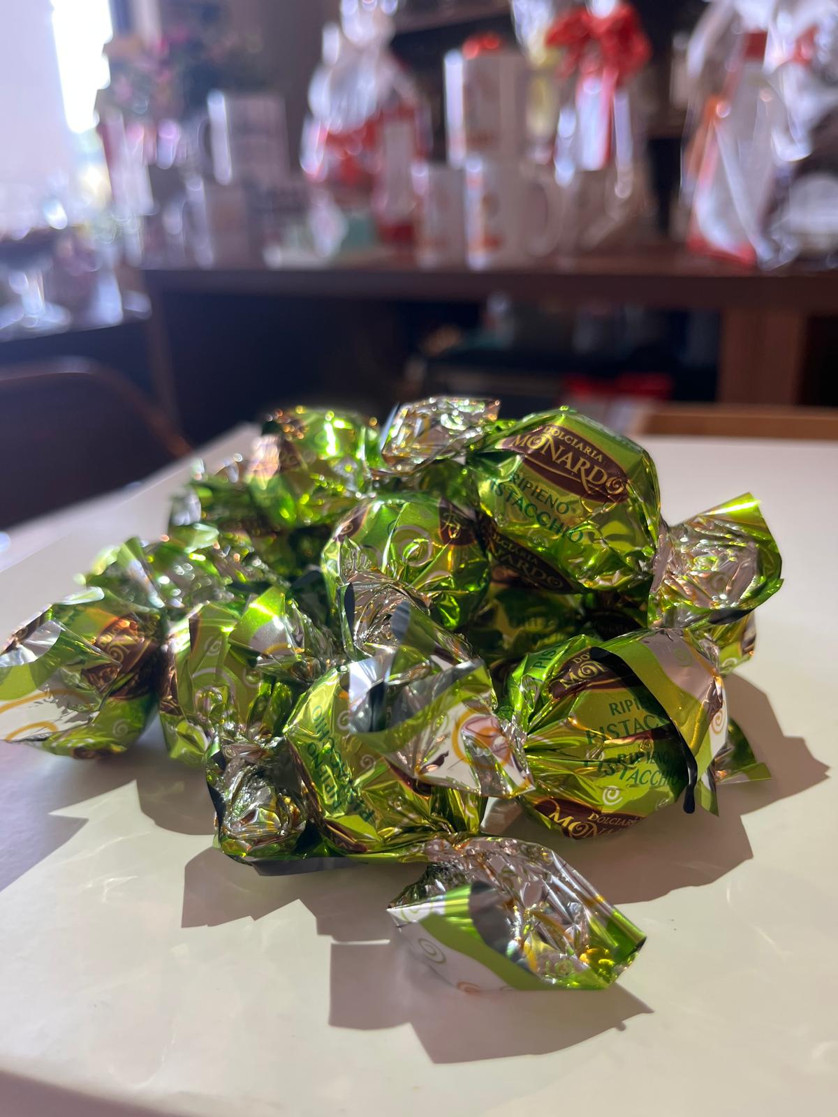Bombons de Chocolate com Pistache - Chocolate Italiano